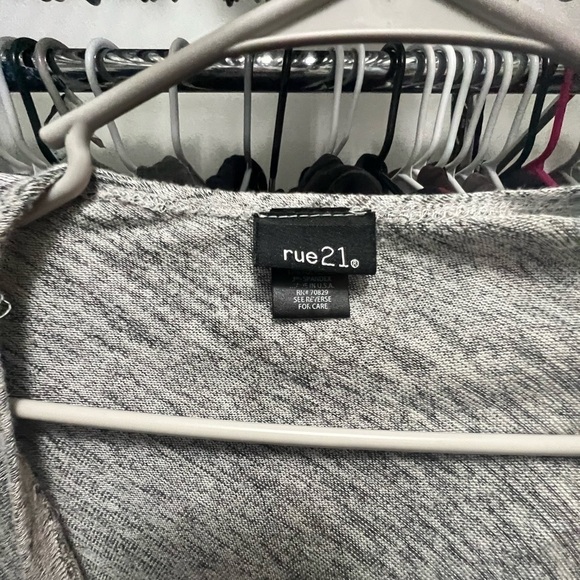 Rue21 brand womens cardigan. - Picture 2 of 3